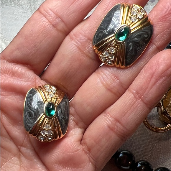 KJL for Avon vintage Panther Necklace with Black and Gold Beads - Picture 4 of 11